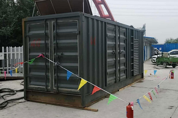 城口发电机租赁空气滤清器多久更换一次？